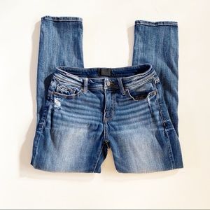 Buckle Black Distressed Straight Leg Jean Size 26